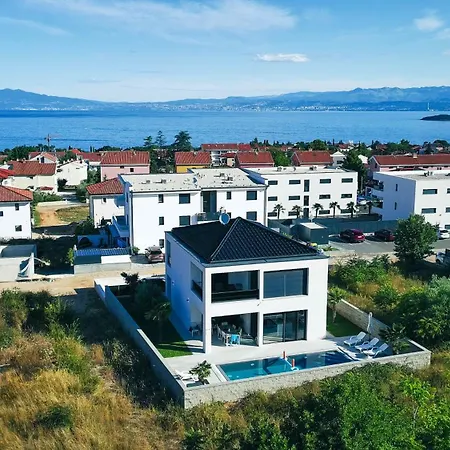Weiss Heated Pool - Osmosis System Vilă *