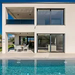 Weiss Heated Pool - Osmosis System *