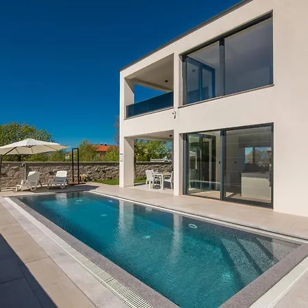 Villa Luxury Weiss - - Heated Pool - Floor Heating In Winter - Osmosis System In Kitchen