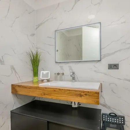 Luxury Weiss - - Heated Pool - Floor Heating In Winter - Osmosis System In Kitchen