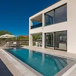 Villa Weiss Heated Pool - Osmosis System